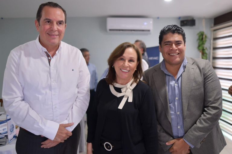 LA INDUSTRIA VERACRUZANA SE REÚNE CON ROCÍO NAHLE