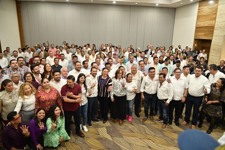 CIERRAN FILAS ALCALDES Y DIPUTADOS LOCALES Y FEDERALES CON ROCÍO NAHLE